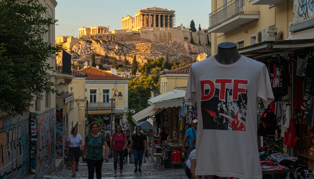 DTF Εκτυπώσεις: Η Απόλυτη Λύση για Μοναδικά Ρούχα και Αξεσουάρ